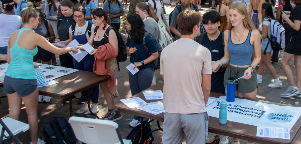 Students gathering in the Pit to learn more about student orgs at S.O.L.E. Fest