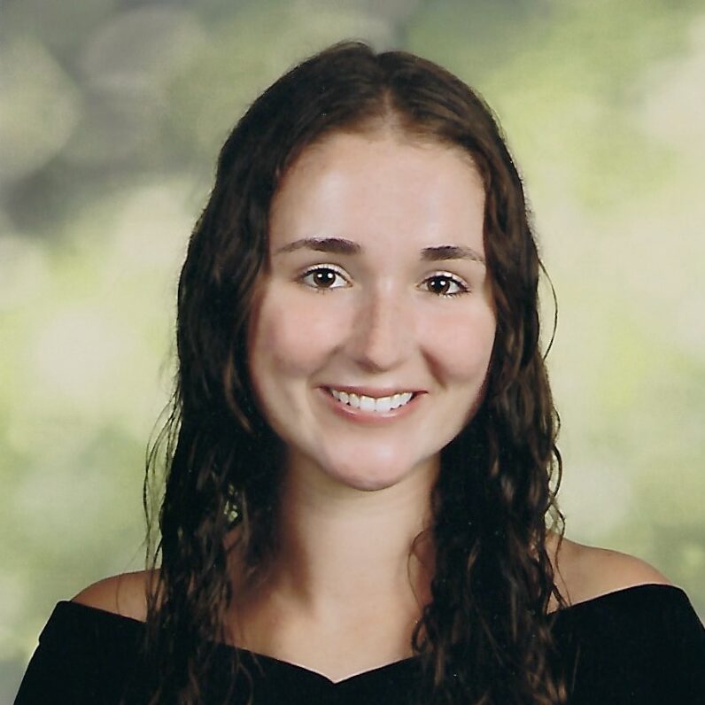 Eva Barrat Headshot